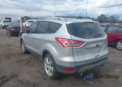 2013 Ford Escape Titanium из США, поврежденный, VIN 1FMCU0J96DUA19547